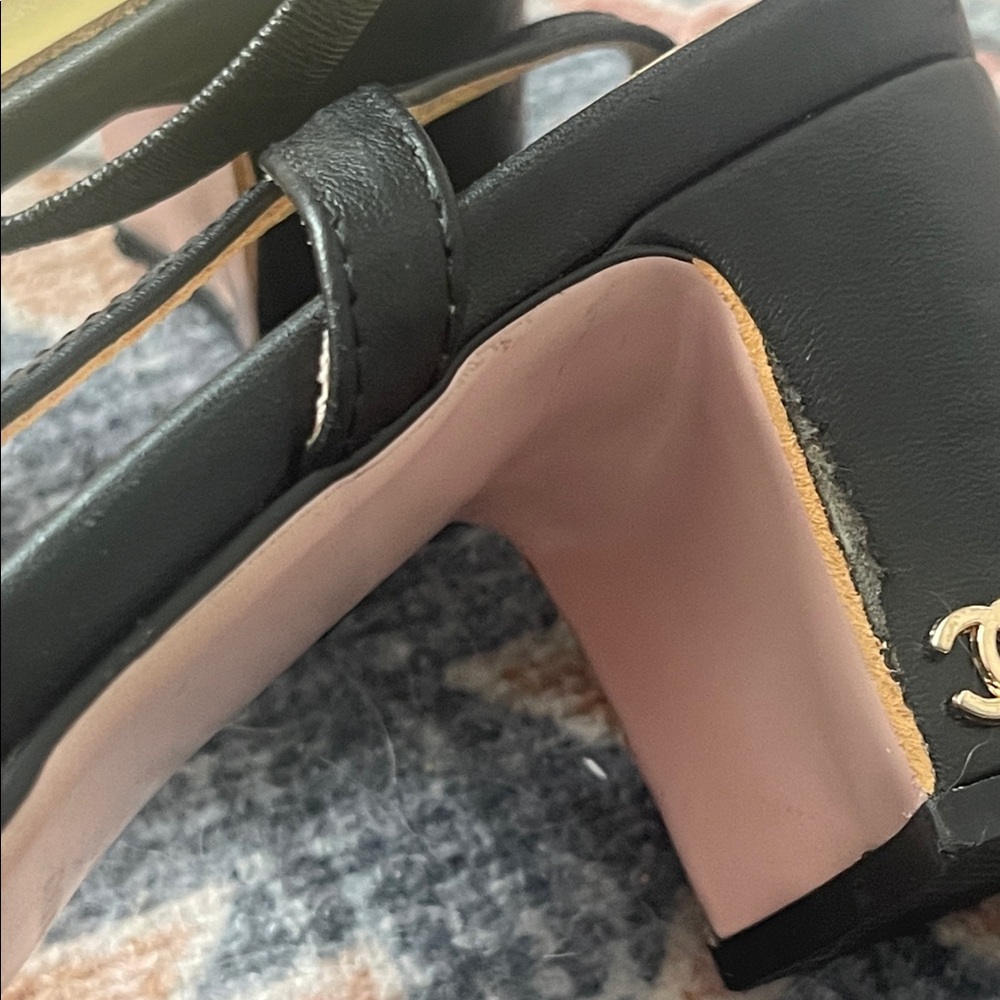 Elegant Black Slingback Heels - Picture 7 of 8
